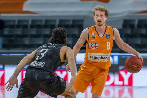 让人唏嘘不 让人唏嘘不