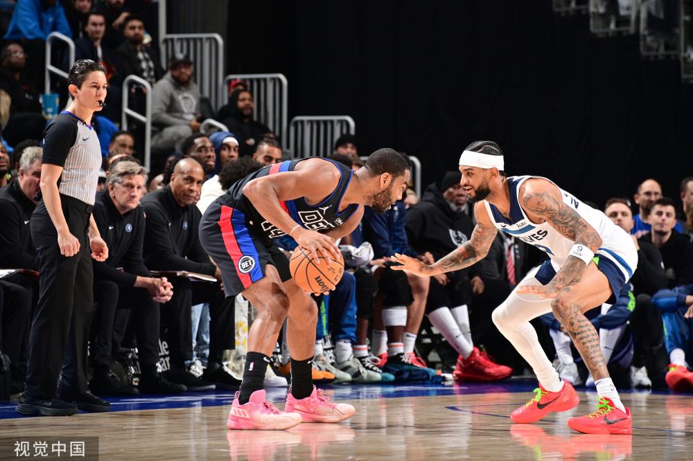 马丁内斯的 马丁内斯的